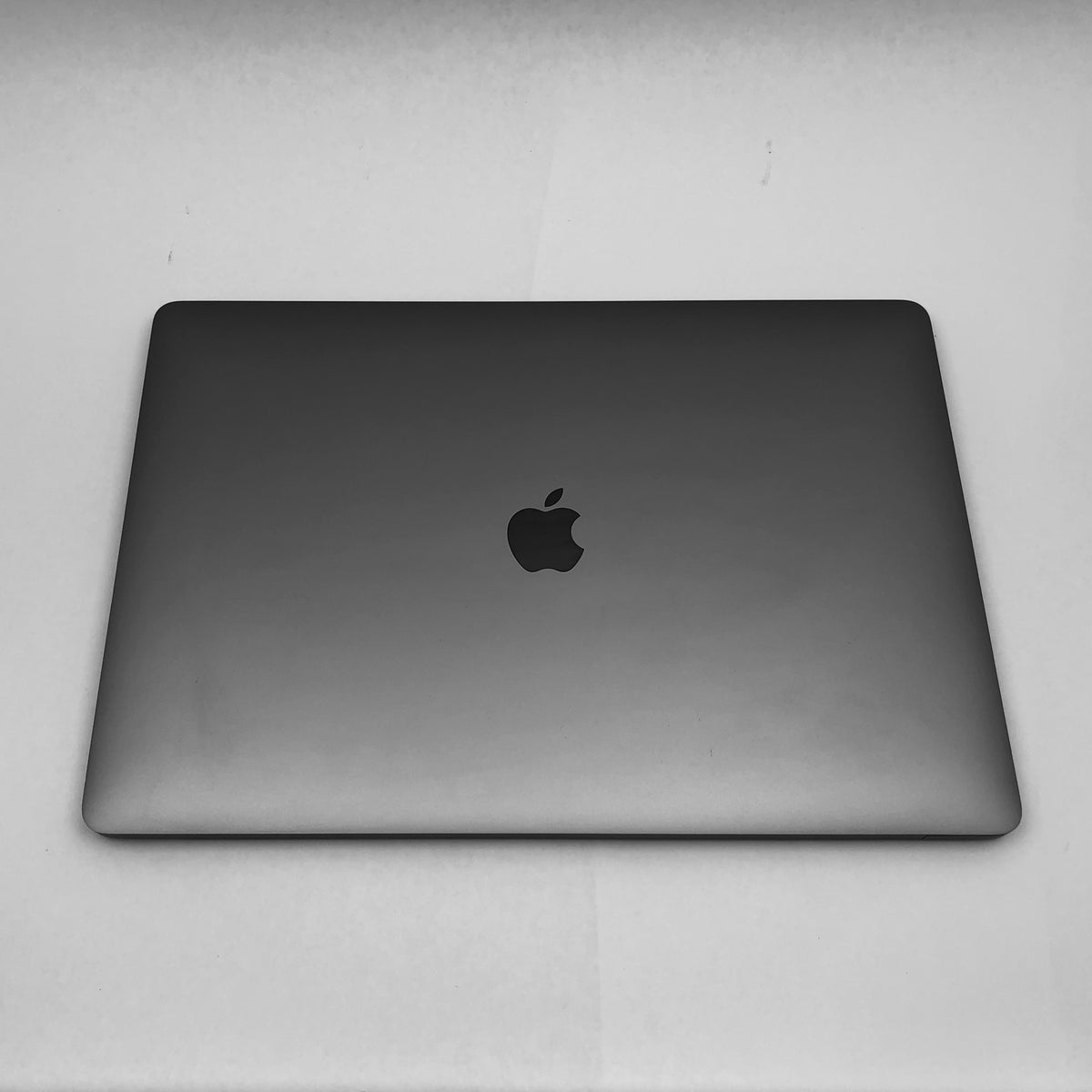 Apple MacBook Pro 15-Inch 2.6 GHz i7 (2019) Touchbar A1990 